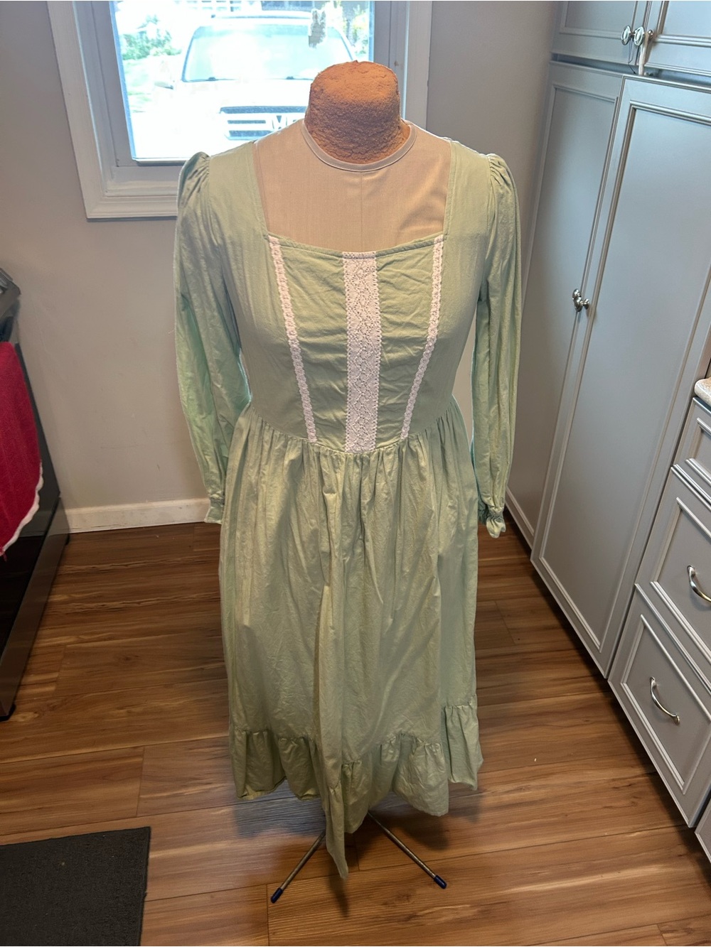 Scarlet Darkness Vintage Inspired Long-Sleeve Pale Green Dress with Lace
